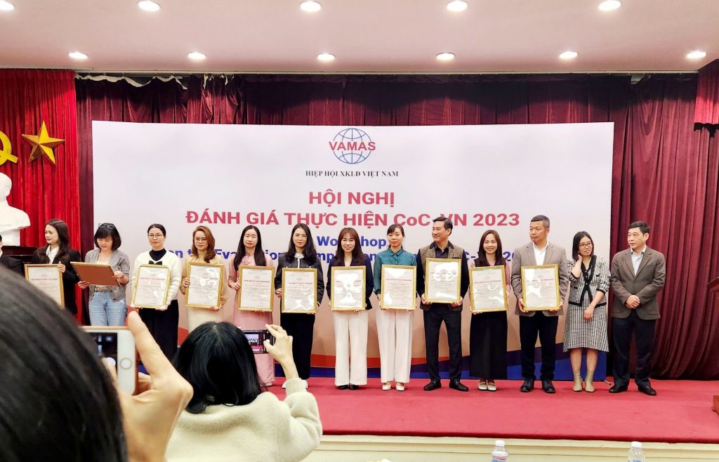 Hanoilink Tự Hào Nhận Chứng Nhận 5 Sao từ VAMAS 2023 