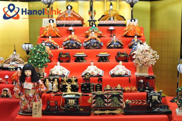 Lễ hội búp bê tại Nhật Bản