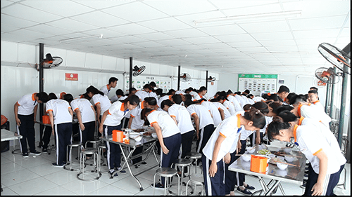 Nhà ăn của học viên tại Hanoilink
