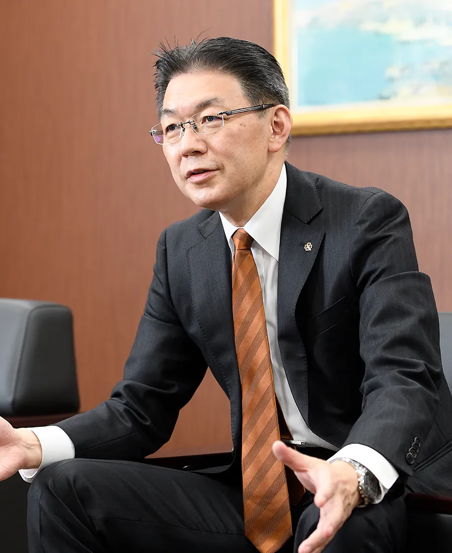 Chủ tịch Life Corporation - Iwasaki Takaharu