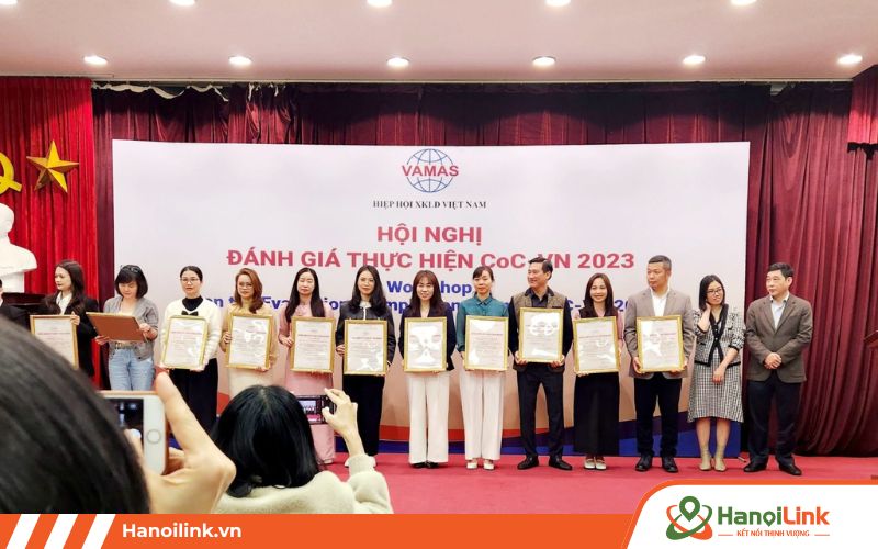 HanoiLink Tự Hào Nhận Chứng Nhận 5 Sao từ VAMAS 2023