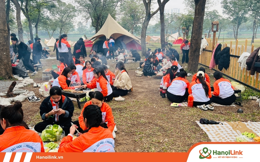 Tiệc BBQ trong buổi Team Building