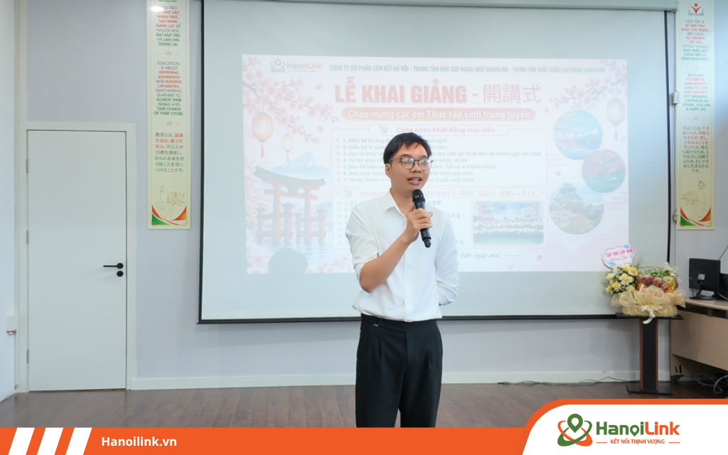 Giáo viên chủ nhiệm lớp H79